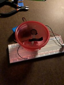 Bowl with tactile pressure sensor